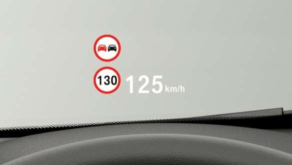 BMW Head-Up Display. Das BMW Head-Up Display im 1er BMW.
