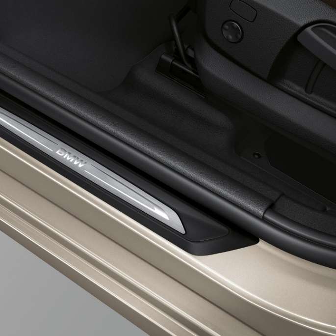 Einstiegsleisten BMW 2er Active Tourer Modell Luxury Line Einstiegsleisten BMW 2er Active Tourer Modell Luxury Line 225i xDrive F45 2018 Jucarobeige metallic