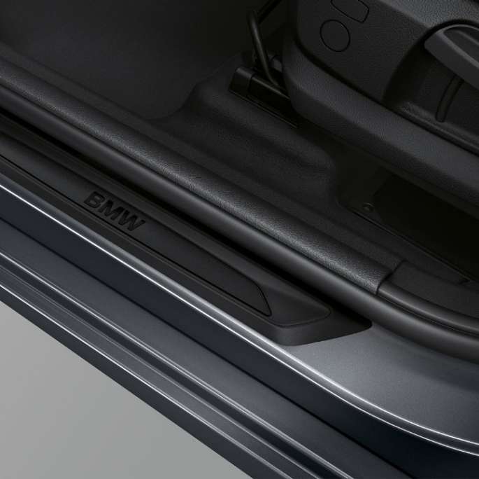 Einstiegsleisten BMW 2er Active Tourer Modell Advantage Einstiegsleisten BMW 2er Active Tourer 218i F45 2018 Mineralgrau metallic