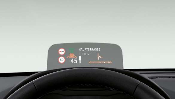 BMW Head-Up Display BMW 2er Active Tourer F45 BMW Head-Up Display BMW 2er Active Tourer F45 2018 Innenraum