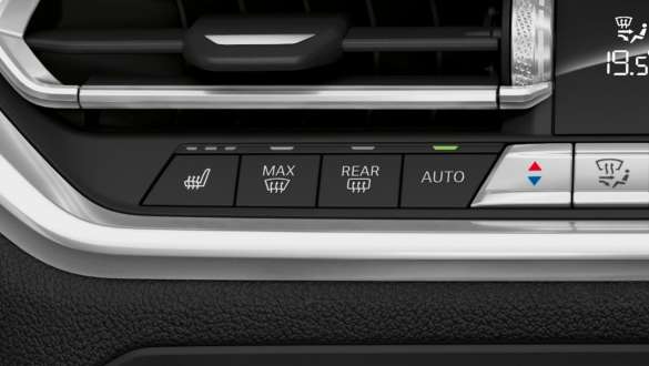 BMW 3er Limousine, Automate My Habits Frontale Nahaufnahme des Cockpit Displays der BMW 3er Limousine mit Automate My Habits.