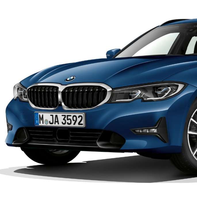 Modell Sport Dreiviertel-Frontaufnahme BMW 3er Touring, Modell Sport Dreiviertel-Frontaufnahme