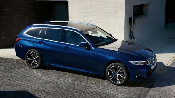 Alles zum Thema Reichweite BMW 3er Touring Plug-in-Hybrid G21 Dreiviertel-Seitenansicht