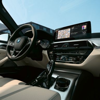 Cockpit BMW 5er Touring G31 Cockpit BMW 5er Touring G31 Facelift 2020 Sophistograu Interieur