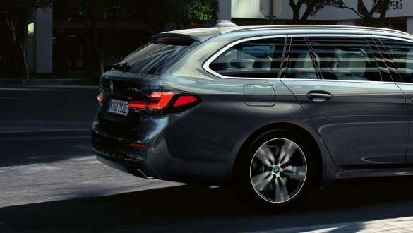 Hinterachsluftfederung mit Niveauregulierung BMW 5er Touring G31 Hinterachsluftfederung mit Niveauregulierung BMW 5er Touring G31 Facelift 2020
