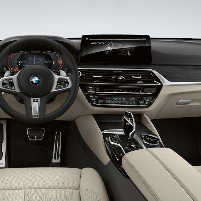 Cockpit BMW 6er Gran Turismo M Sportpaket G32 2020 BMW 6er Gran Turismo G32 640i xDrive 2020 M Sportpaket Leder ‘Nappa’ Elfenbeinweiß Innenraum