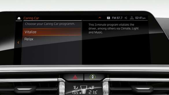BMW 8er Coupé Caring Car BMW 8er Coupé Control Display mit Caring Car