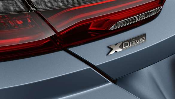 Schriftzug BMW xDrive G15. BMW 8er Coupé, Heckansicht, Schriftzug BMW xDrive G15.