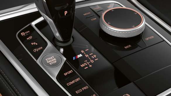 Mittelkonsole, Steptronic Sport Getriebe G15. BMW 8er Coupé, Fokus Mittelkonsole, Steptronic Sport Getriebe G15.
