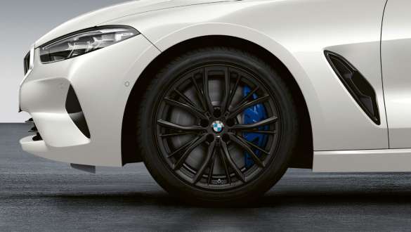 19" M Performance Schmiederad Doppelspeiche 786 M Jet Black matt M Performance Parts BMW 8er Coupé G15 LCI Facelift 2022 19" M Performance Schmiederad Doppelspeiche 786 M Jet Black matt M Performance Parts BMW 8er Coupé G15 LCI Facelift 2022