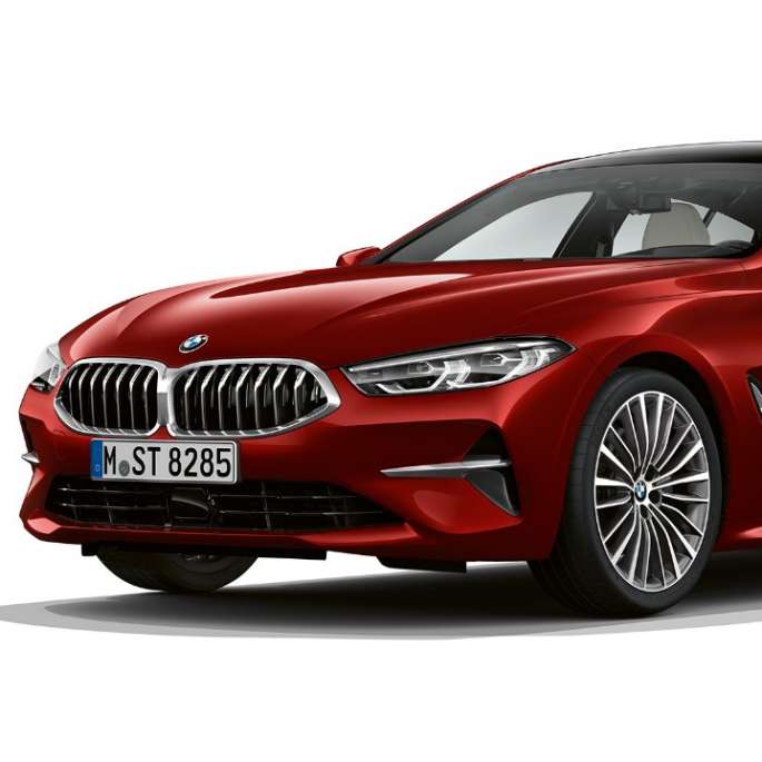 Basismodell Dreiviertel-Frontaufnahme BMW 8er Gran Coupé, Basismodell Dreiviertel-Frontaufnahme