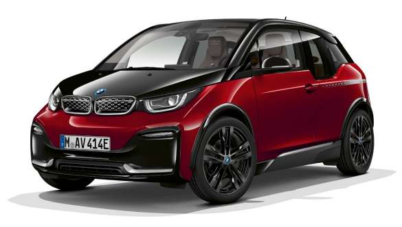 BMW i3 Unique Forever Edition I01 Dreiviertel-Heckansicht BMW i3 Unique Forever Edition I01 Aventurinrot mit Akzent Frozen Grey metallic Dreiviertel-Heckansicht