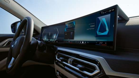 BMW Curved Display BMW i4 G26 2021 BMW Curved Display BMW i4 G26 2021 Control Display Innenraum