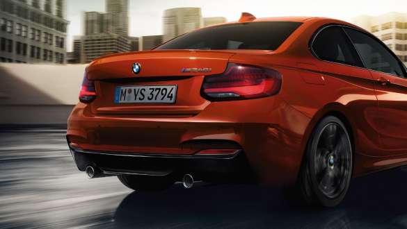 BMW xDrive BMW M240i Coupé F22 BMW xDrive BMW M240i Coupé F22 2017 Dreiviertel-Heckansicht