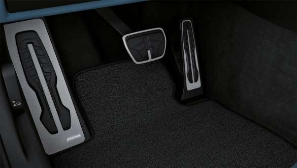 Integriertes M spezifisches Bremssystem BMW M4 Coupé G82 2020 BMW M4 Coupé G82 2020 Integriertes M spezifisches Bremssystem