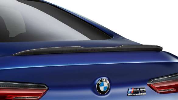 M Heckspoiler in Carbon. BMW M8 Competition Coupé mit M Heckspoiler in Carbon.