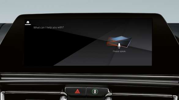 BMW Intelligent Personal Assistant BMW 8er Gran Coupé M Automobile BMW Intelligent Personal Assistant BMW 8er Gran Coupé M Automobile F93 2020 Innenraum