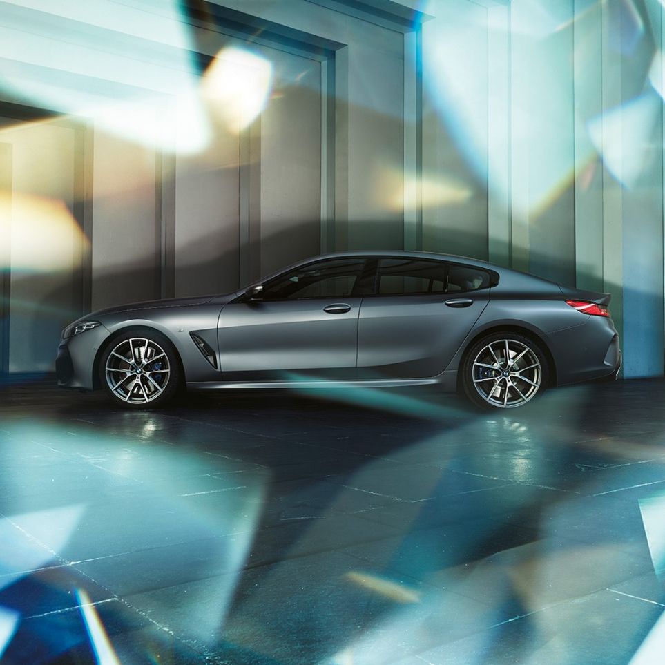 Coupé-Silhouette BMW M850i xDrive Gran Coupé G16 Coupé-Silhouette BMW M850i xDrive Gran Coupé G16 2019 BMW Individual Frozen Bluestone metallic Seitenansicht
