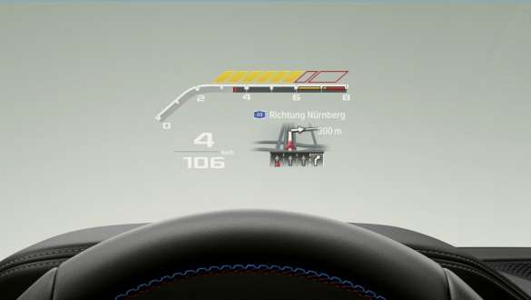 BMW X5 M Automobile mit BMW Head-Up Display F95 BMW Head-Up Display BMW X5 M Automobile F95 2020 SUV Interieur