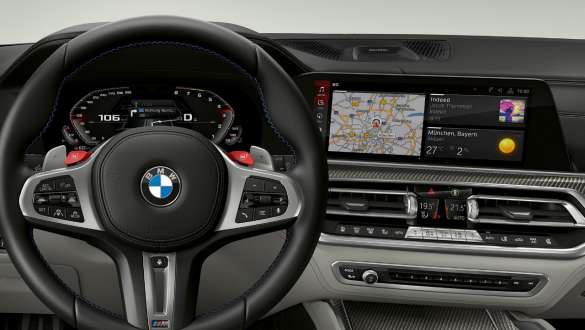 M spezifische Instrumentenkombination im BMW X5 M Competition F95 M spezifische Instrumentenkombination BMW X5 M Competition F95 2020 SUV Cockpit