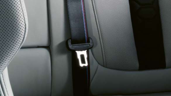 M Sicherheitsgurte im BMW X5 M Competition F95 M Sicherheitsgurte BMW X5 M Competition F95 2020 SUV Interieur
