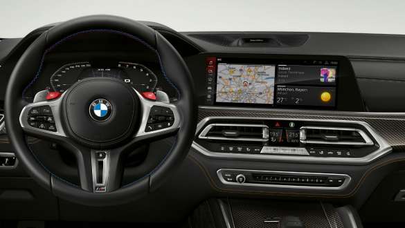 BMW X6 M Automobile mit BMW Live Cockpit Professional F96 BMW Live Cockpit Professional BMW X6 M Automobile F96 2020 SUV Innenraum