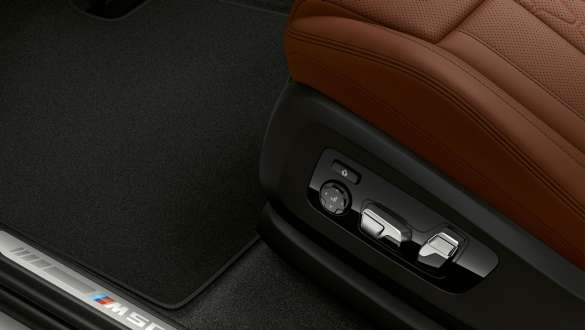 BMW X7 M Automobil mit M Multifunktionssitzen BMW X7 M Automobil, Interieur mit M Multifunktionssitzen, G07