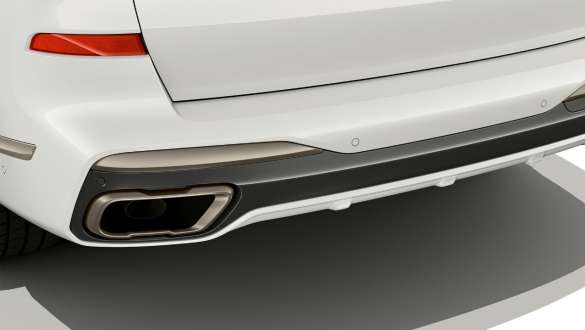 BMW X7 M Automobil mit M spezifische Endrohrblenden BMW X7 M Automobil mit M spezifische Endrohrblenden, G07, Nahaufnahme Endrohr