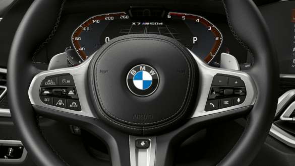 BMW X7 M Automobil mit Steptronic Sport Getriebe G07 2019 BMW X7 M Automobil mit Steptronic Sport Getriebe G07 2019 Cockpit