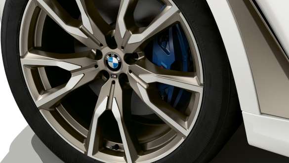 BMW X7 M Automobil mit M Sportbremse G07 2019 BMW X7 M Automobil mit M Sportbremse G07 2019 Zoom auf Leichtmetallrad