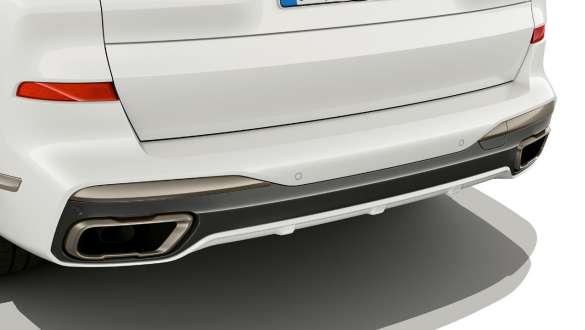 BMW X7 M Automobil mit M spezifische Endrohrblenden G07 2019 BMW X7 M Automobil mit M spezifische Endrohrblenden G07 2019 Nahaufnahme Endrohr