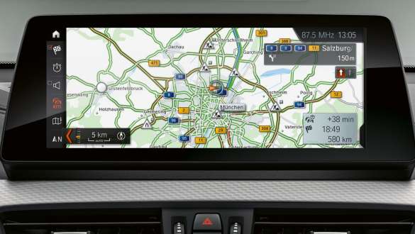 Real Time Traffic Information BMW X2 F39 Real Time Traffic Information RTTI BMW X2 2020 F39 Interieur