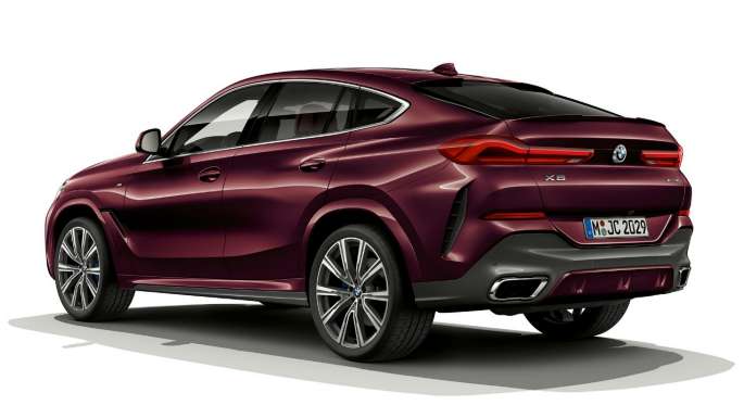 BMW X6 mit BMW Individual, Heck. G06 BMW X6 mit BMW Individual in Dreiviertel-Heckansicht. G06