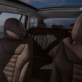 Sportsitze in Leder 'Vernasca' Mokka BMW iX3 SUV G08 Sportsitze in Leder 'Vernasca' Mokka BMW iX3 SUV G08 2020 Innenraum