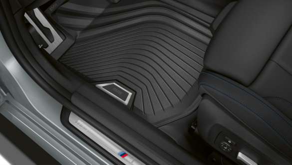 Tapis de sol BMW tous temps avant. BMW Série 3 Berline LCI G20 Tapis de sol BMW tous temps à l'avant