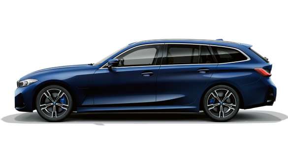BMW Série 3 Touring LCI G21 vue de profil à l’arrêt BMW Série 3 Touring LCI G21 Tansanitblau II vue de profil à l’arrêt