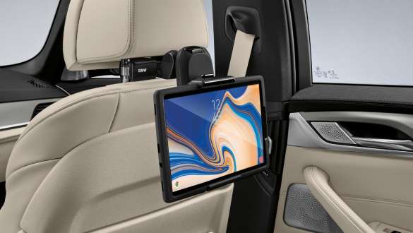 Support universel BMW de la BMW Série 5 Touring G31 LCI Intérieur Support universel BMW pour Safety Case, Travel & Comfort de la BMW Série 5 Touring G31 restylage 2020
