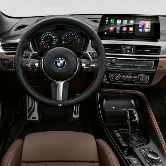 BMW X2 Modèle Édition M Mesh, poste de conduite BMW X2 Modèle Édition M Mesh 2020 F39, intérieur, poste de conduite