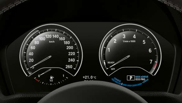 Tableau de bord BMW X2 xDrive25e SUV Plug-in Hybrid habitacle F39 BMW X2 xDrive25e SUV F39 2020 Plug-in Hybrid habitacle tableau de bord