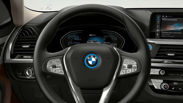 BMW Live Cockpit Professional BMW iX3 SUV électrique G08 BMW Live Cockpit Professional BMW iX3 SUV électrique G08 2020, combiné des instruments et habitacle