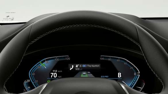 Assistant de direction et de trajectoire BMW iX3 SUV électrique G08 Assistant de direction et de trajectoire avec fonctions étendues BMW iX3 SUV électrique G08 2020, combiné des instruments et habitacle