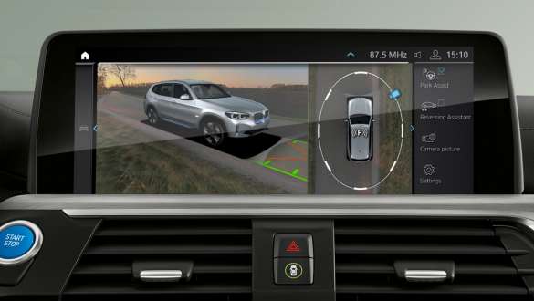 Driving Assistant Pack Plus BMW iX3 SUV G08 Parking Assistant Pack Plus BMW iX3 SUV G08 2020, Control Display et habitacle