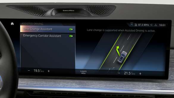 Driving Assistant Professional de la BMW X7 G07 LCI Driving Assistant Professional – vue rapprochée sur l’écran de contrôle de la BMW X7 G07 LCI