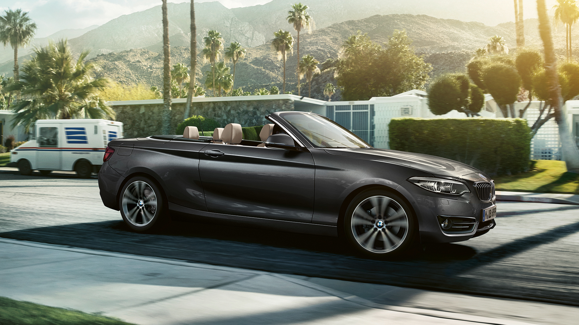 BMW Série 2 Cabrio en mouvement, vue de profil F23 BMW Série 2 Cabrio en mouvement, vue de profil F23