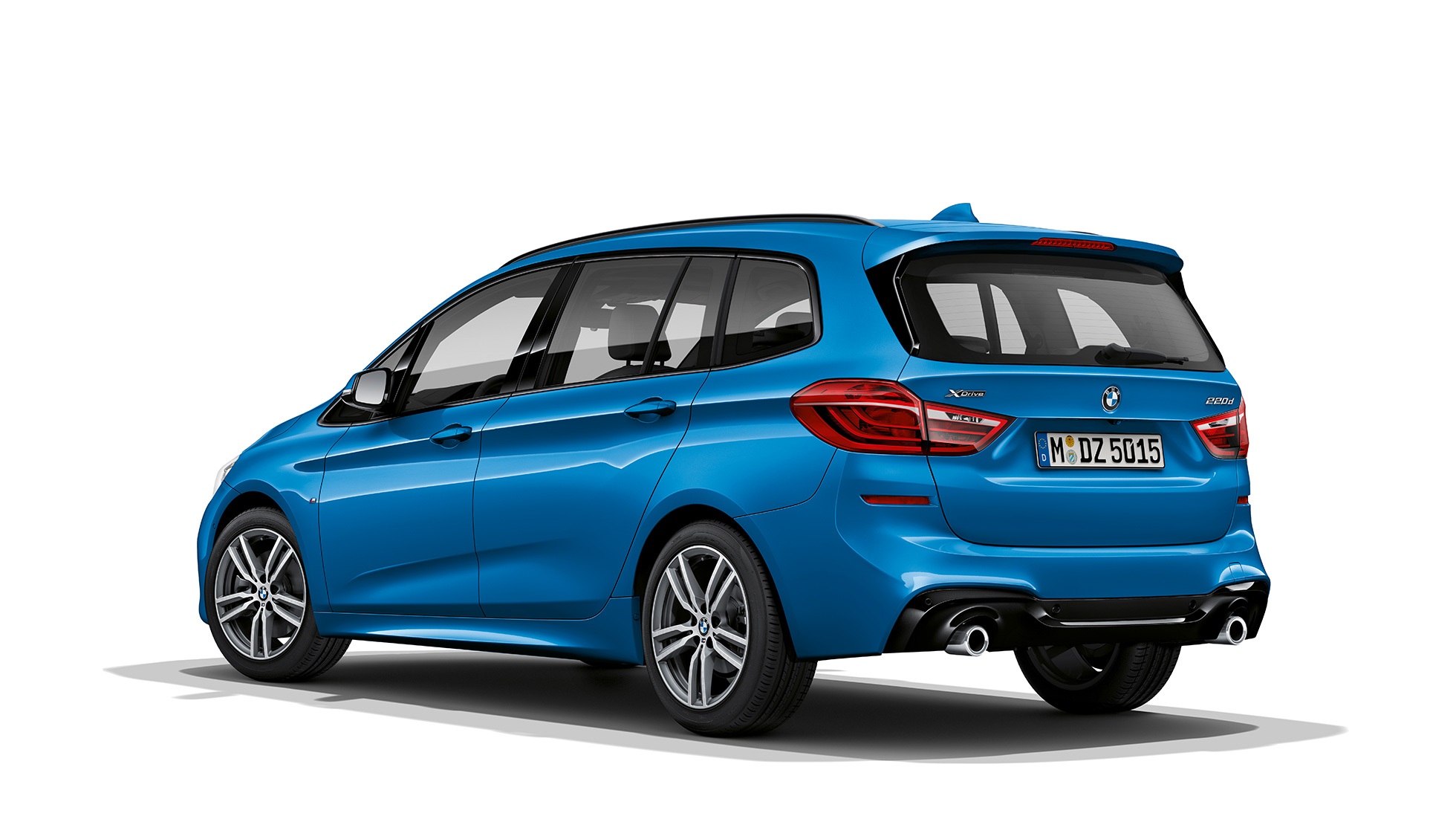 BMW Série 2 Gran Tourer 220d xDrive, Modèle M Sport F46 restylage 2018 Misano Blau metallic, vue de trois quarts arrière 