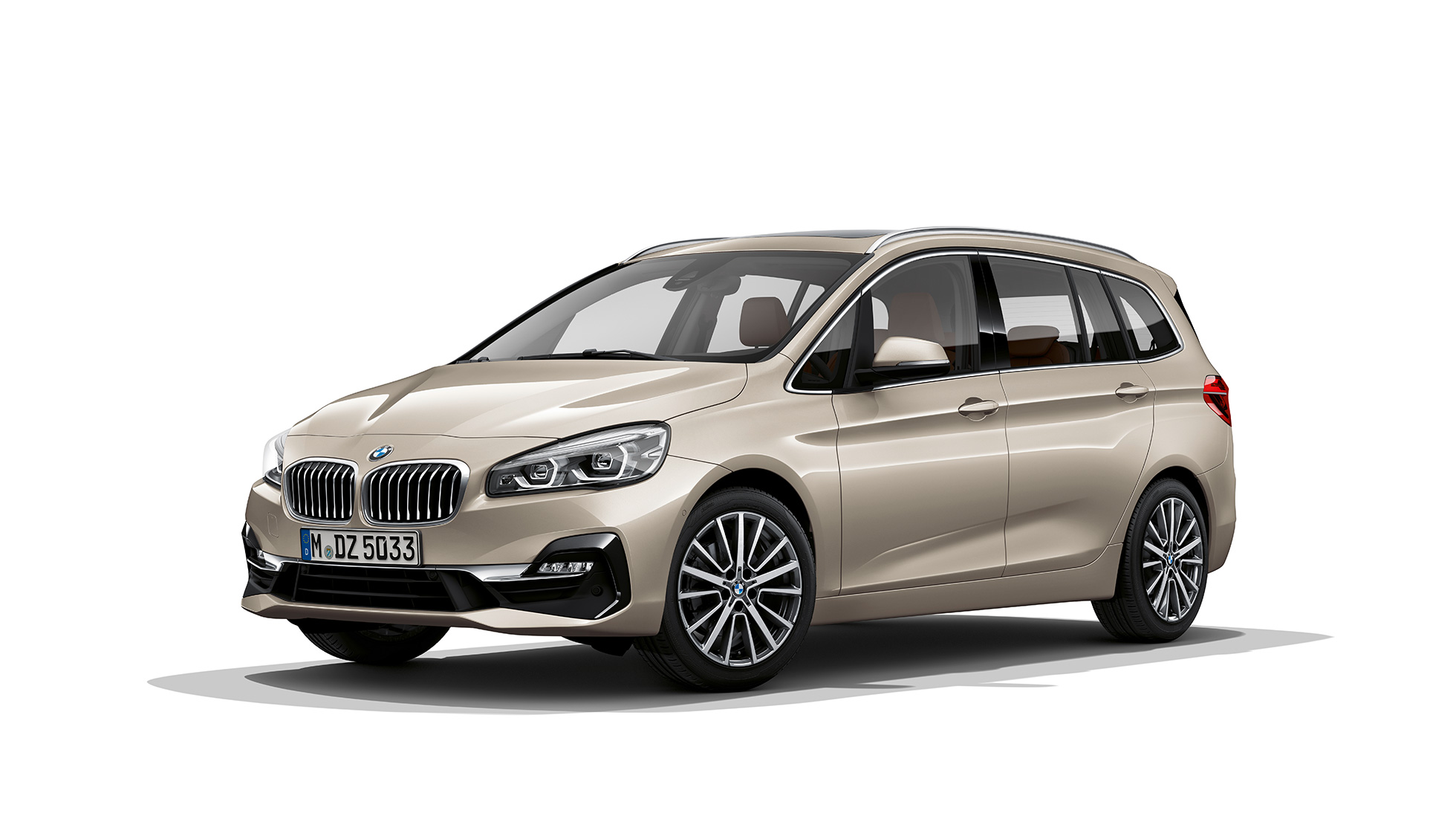 BMW Série 2 Gran Tourer 218d xDrive, Modèle Luxury, F46 restylage 2018 Kaschmirsilber, vue de trois quarts avant 