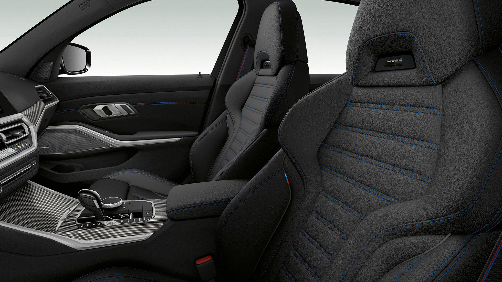 BMW Série 3 Berline, sièges avant du Modèle M Sport. Gros plan latéral des sièges avant de la BMW Série 3 Berline, dotée de l’équipement du Modèle M Sport.