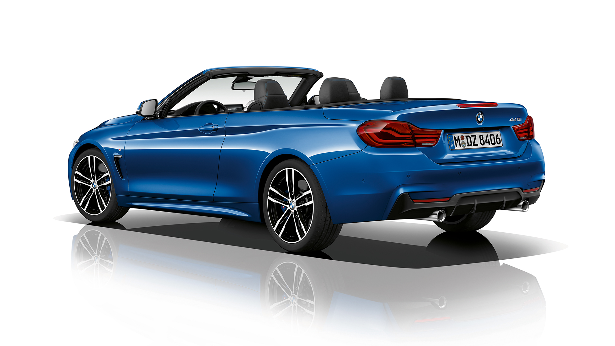 BMW 4er Cabrio, Modell M Sport Dreiviertel Heckschuss BMW 4er Cabrio, Modell M Sport Dreiviertel Heckschuss
