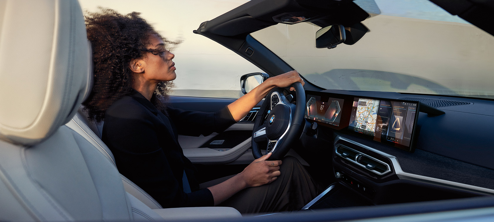 Services numériques et systèmes d’assistance au conducteur de la BMW Série 4 Cabrio G23 2020 Habitacle de la BMW Série 4 Cabrio G23 2020, systèmes d’assistance au conducteur et services numériques