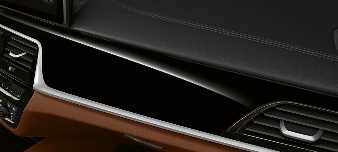 Interieurleisten BMW 5er Limousine G30 Individual Interieur Interieurleisten BMW 5er Limousine Individual G30 Facelift 2020 Interieur Cockpit